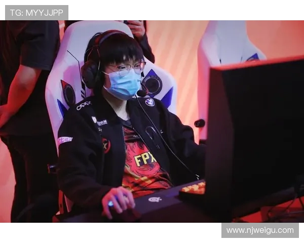 FPX在CSGO力量排行榜中荣登第五名展现强大实力与团队合作 FPX在CSGO力量排行榜中荣登第五名展现强大实力与团队合作