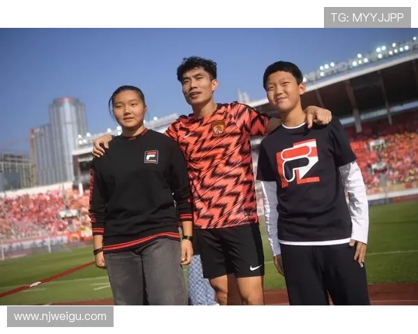 南京排球队创新盯防战术解析助力球队提升竞技水平 南京排球队创新盯防战术解析助力球队提升竞技水平