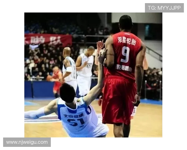 张磊的篮球人生深度对话:从球场到人生的启示与成长之路 张磊的篮球人生深度对话:从球场到人生的启示与成长之路