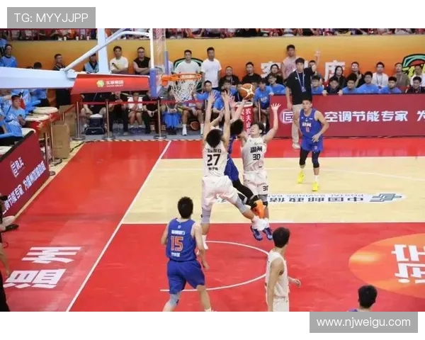 杭州篮球队在选拔赛中以50分稳居积分榜首位展现强劲实力 杭州篮球队在选拔赛中以50分稳居积分榜首位展现强劲实力